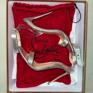 CHRISTIAN LOUBOUTIN
Jonatina 100MM Leather Sandals